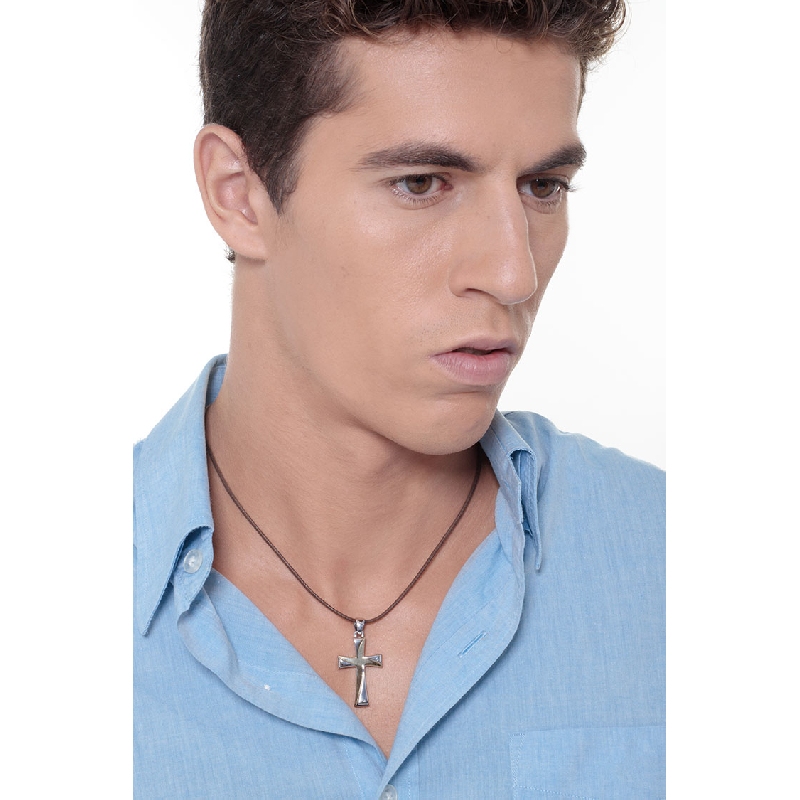 Kreuzanhänger aus Gelbgold und Weißgold 750