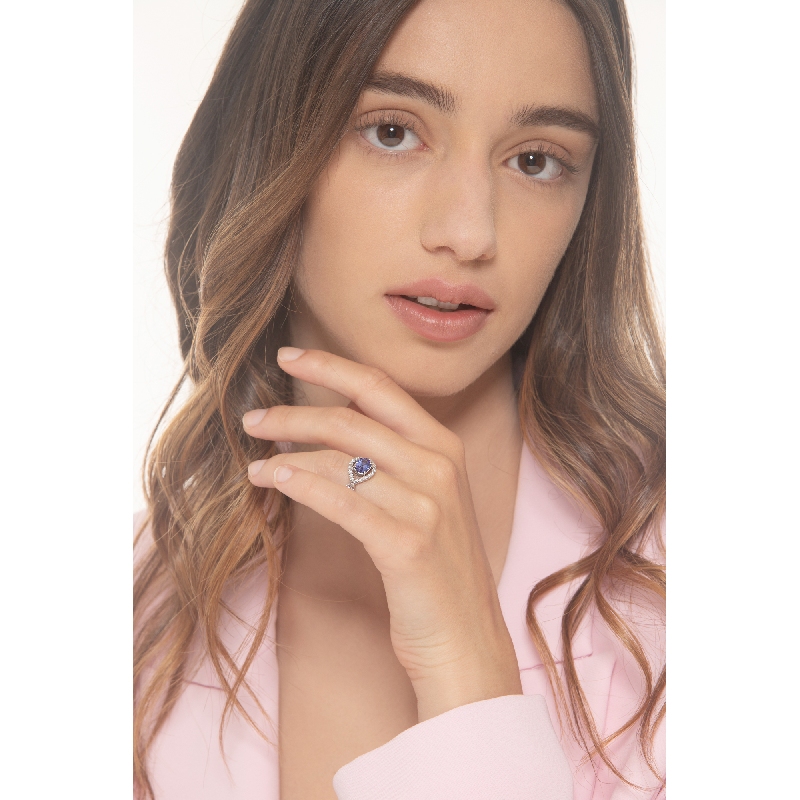 Ring Weißgold Tansanit und Diamanten