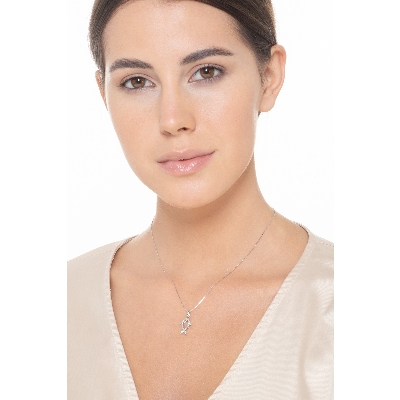 Weißgold-Kette mit fischförmigem Diamant-Anhänger 