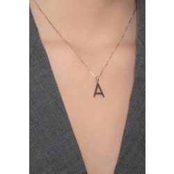Weißgoldkette mit Buchstabe A aus schwarzen Diamanten 2