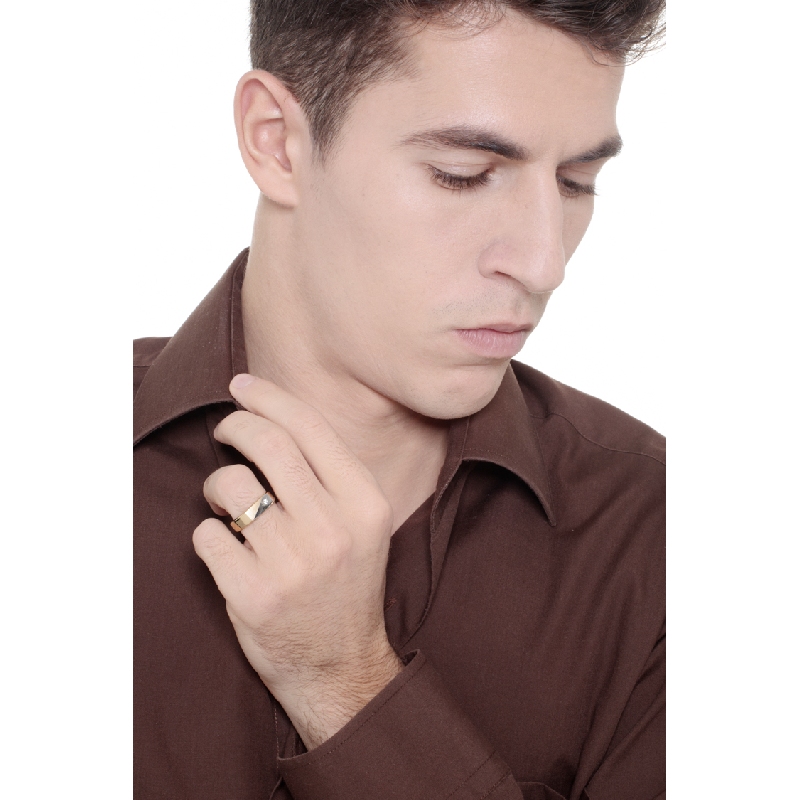 Herrenring aus 18K 750er Weiß- und Gelbgold