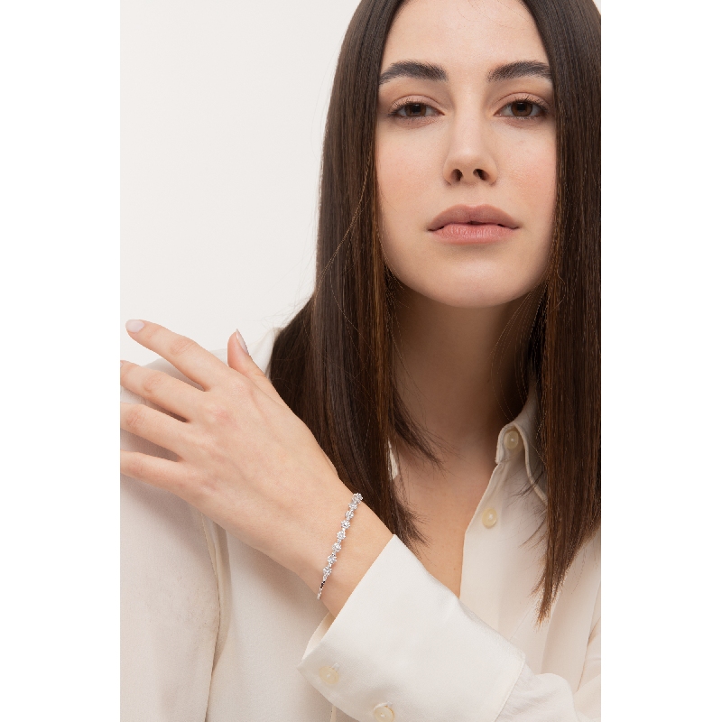 Diamant Blumenarmband aus Weißgold 18K