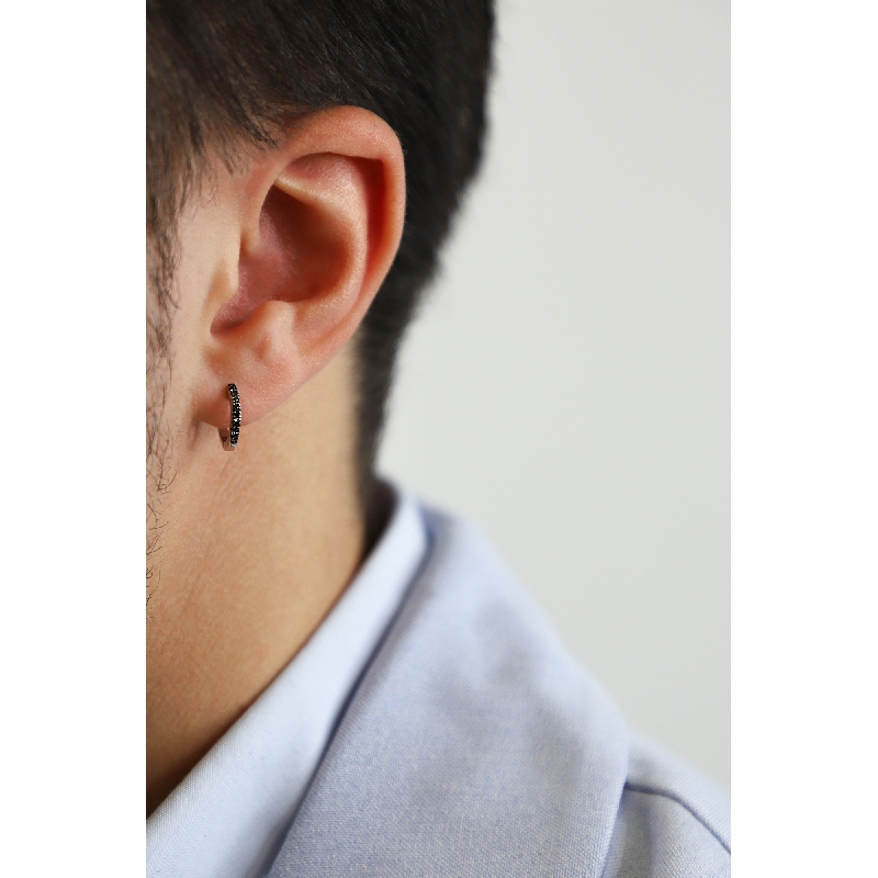 Weißgold 18K einzelne Creole Herren mit schwarzen Diamanten