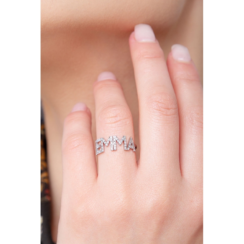 Ring mit Namen EMMA Weißgold 750 und Diamanten