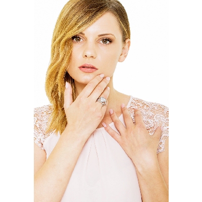 Bandring Weißgoldring mit Diamantherz