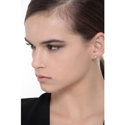 Ohrstecker mit Diamanten in einer Zargenfassung Weißgold