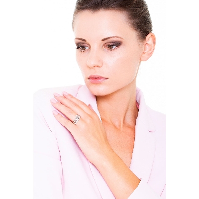 Geflochtener Diamantring in 18k Weißgold