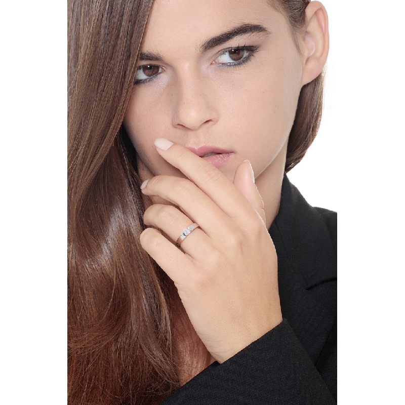 Antragsring Weißgold 0.25 kt Diamant in einer Spannfassung 