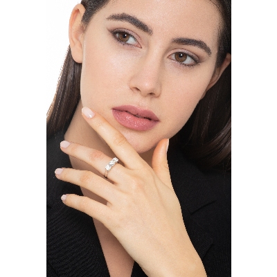 Weißgold Trilogy-Verlobungsring mit Diamanten 