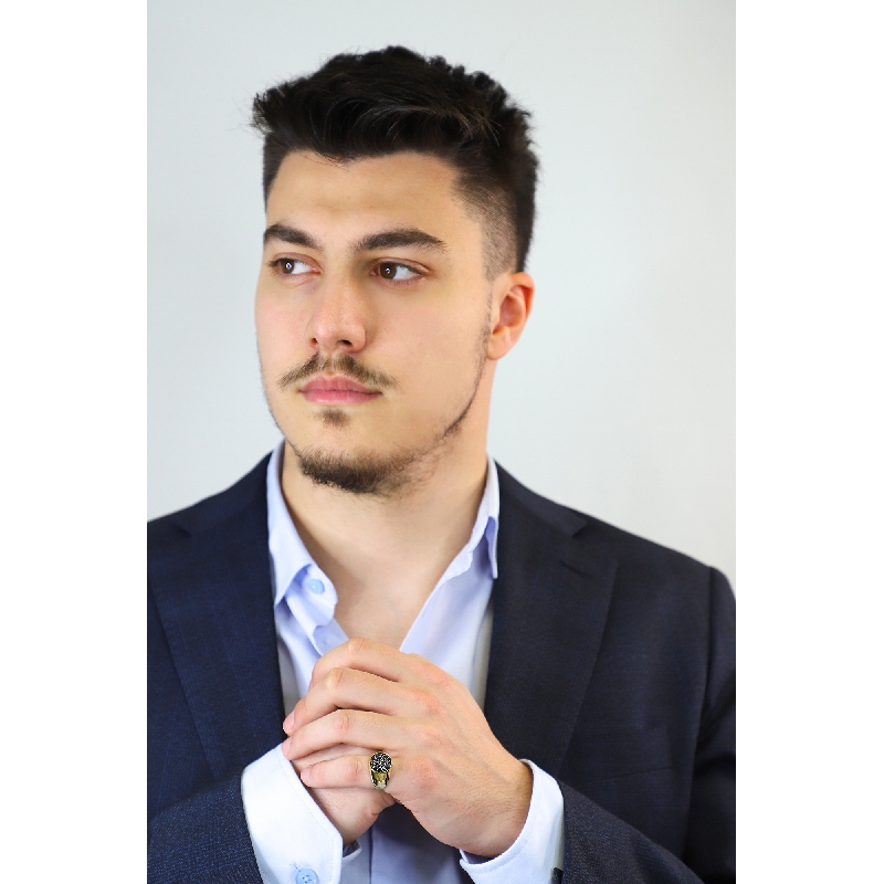 Herren Siegelring Gelbgold 18K mit schwarzen Diamanten