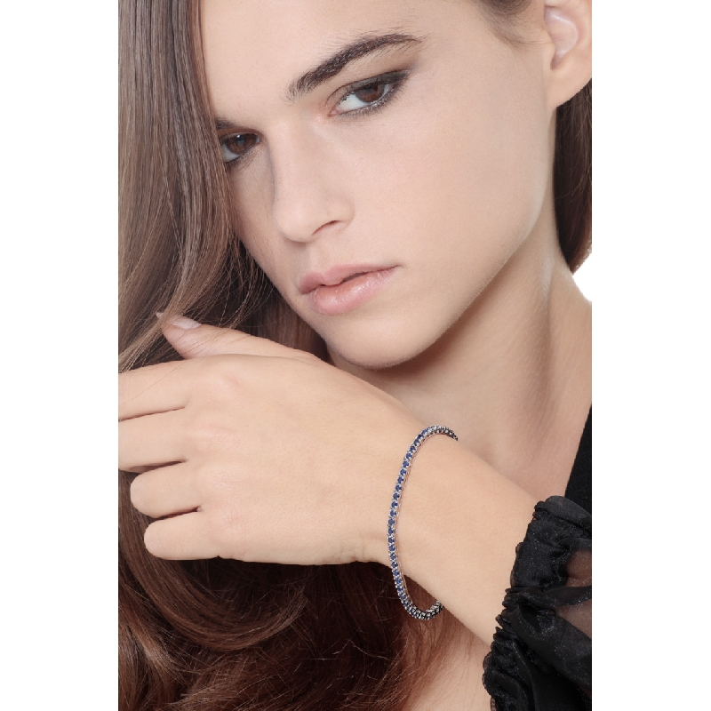 Weißgold Tennisarmband mit Saphiren