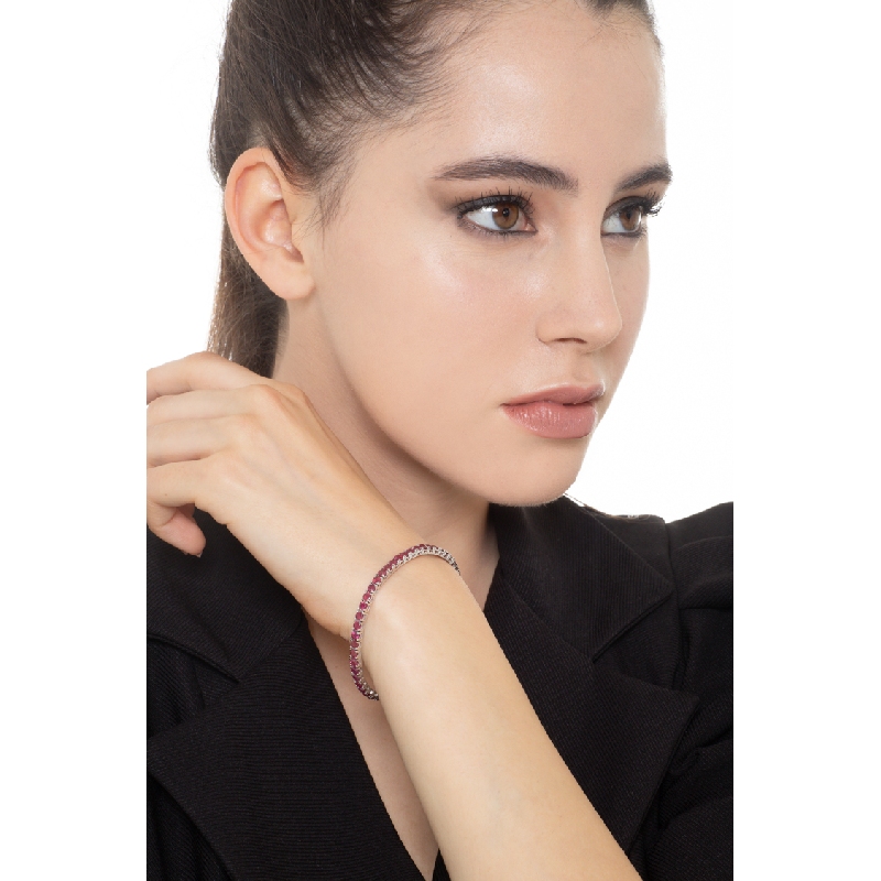Weißgold 750 Tennisarmband mit Rubinen 
