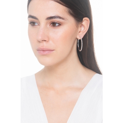 Creolen aus 18 Karat Weißgold mit Diamanten