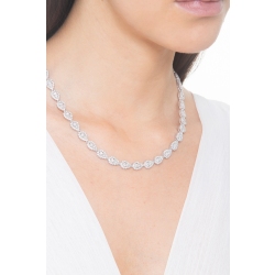 Halskette mit tropfenförmigen Diamanten Weißgold  2