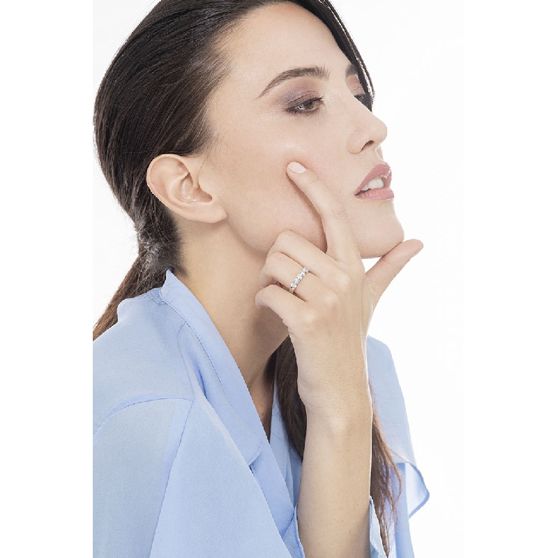 Brillantring Weißgold mit 5 Edelsteinen