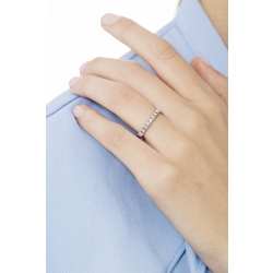 Weißgold-Ring mit 9 Diamanten im Brillantschliff 2