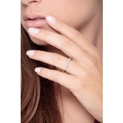 Weißgoldring mit 9 Brillanten 2