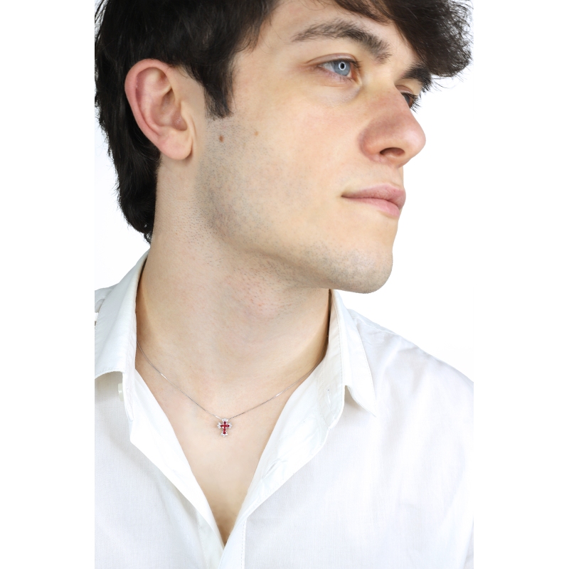 18k Weißgold mit Kreuzanhänger aus Diamanten und Rubinen 