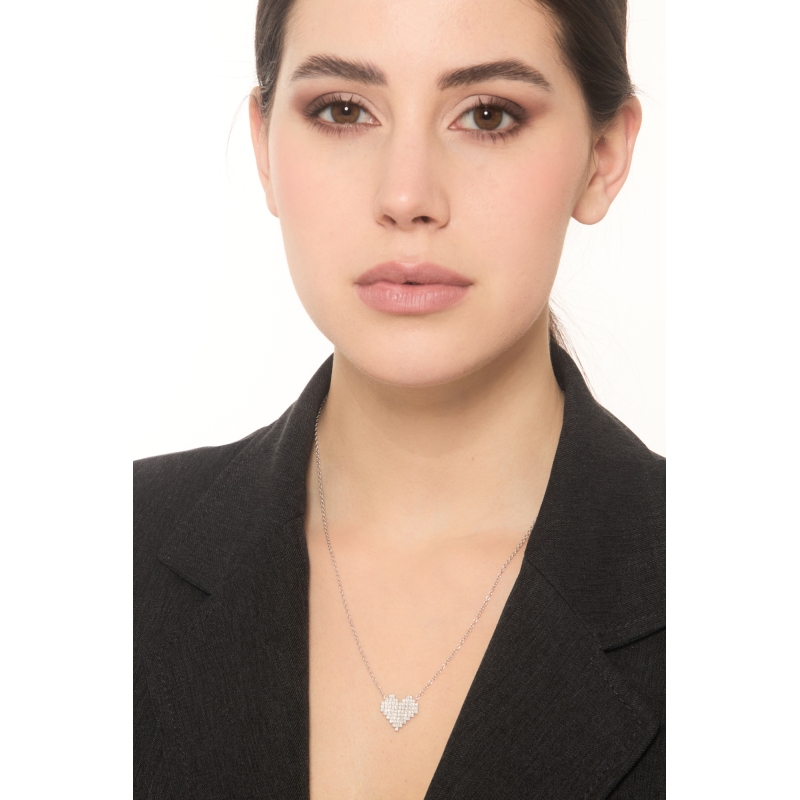 Halskette aus 750 Weißgold mit Pixel Herz-Anhänger aus Diamanten