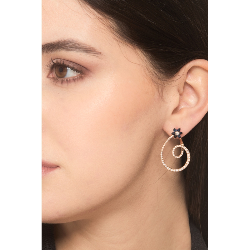 Ohrringe aus Roségold mit blauen Saphiren und Diamanten