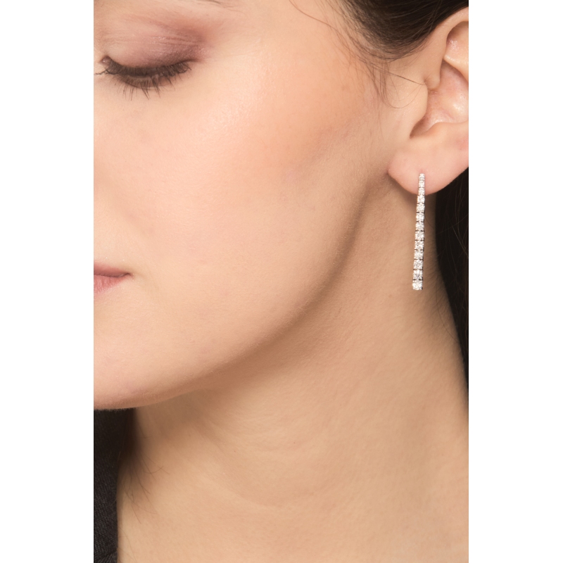 Diamant-Ohrringe aus 18-karätigem Weißgold 