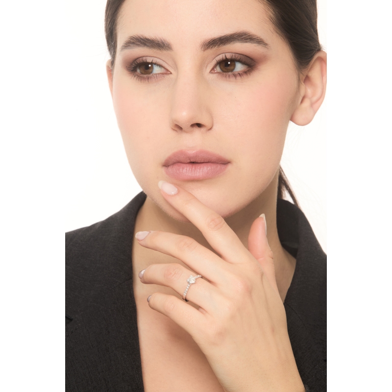 Ring mit Diamant Herzschliff 0.50 Karat GIA Weißgold 18K