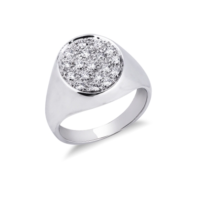 Ring aus Weißgold mit Diamanten