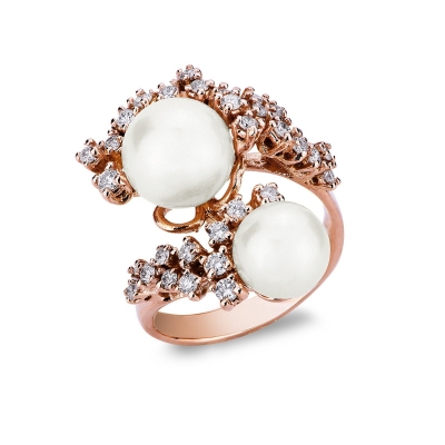 Perlenring aus Roségold mit Diamanten