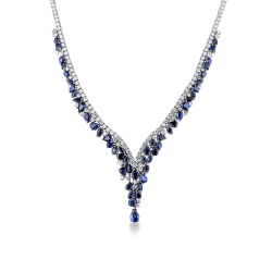 Designer Kette mit blauen Saphiren und Diamanten 
