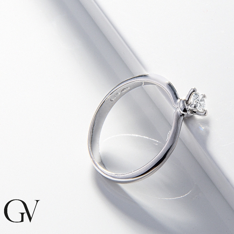 Weißgoldring Verlobung Solitärring