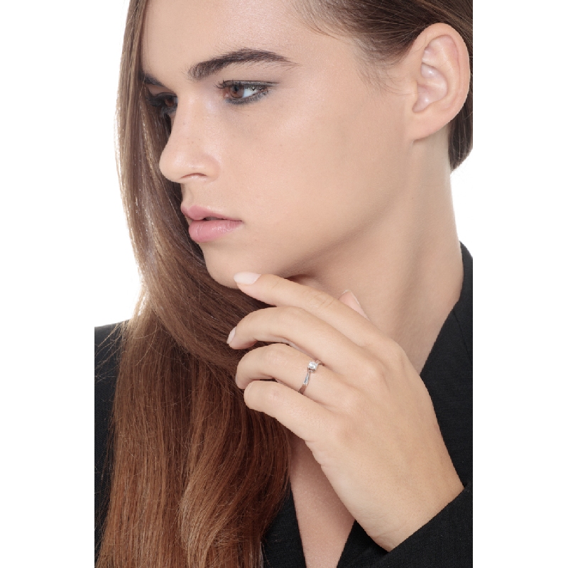 Diamant Verlobungsring in Weißgold