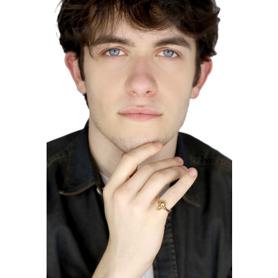 Totenkopf Ring aus 18k Roségold mit schwarzen Diamanten