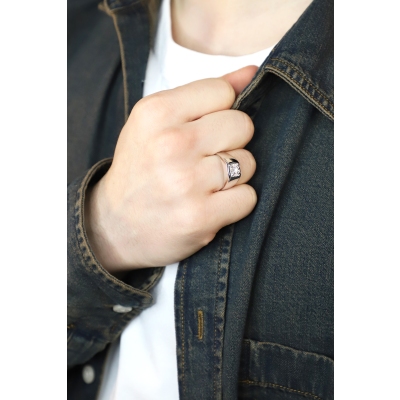 Herrenring Weißgold 18K mit Diamant