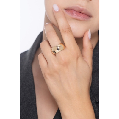 Glänzender Bandring aus 18K Gelbgold