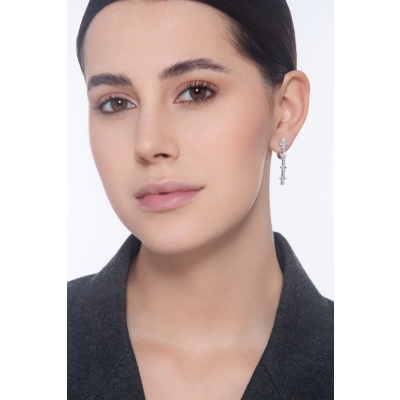 18K Weißgold Ohrhänger mit Diamanten