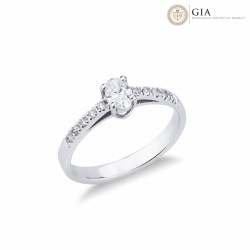 Damenring mit Diamant Ovalschliff 0.30 kt GIA aus Weißgold 18k