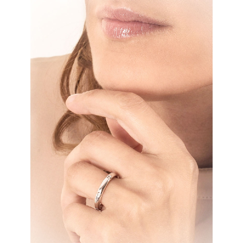 Weißgold Ehering mit Diamanten