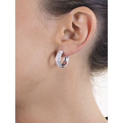 Creolen aus 18k Weißgold mit Diamanten in einer Pavé-Fassung 2