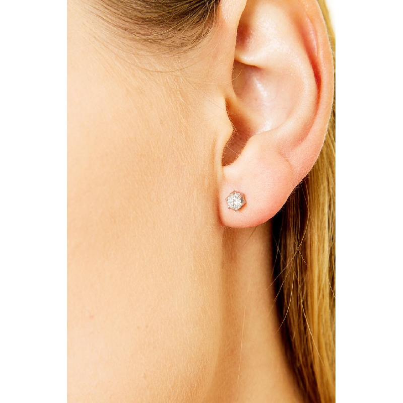 Diamant-Ohrstecker aus Weißgold mit 6 Krappen