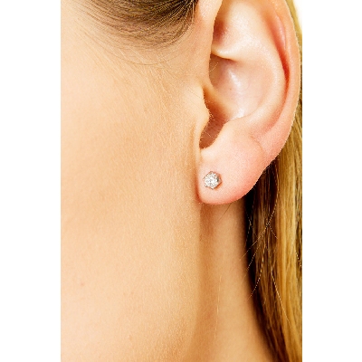 Diamant-Ohrstecker aus Weißgold mit 6 Krappen