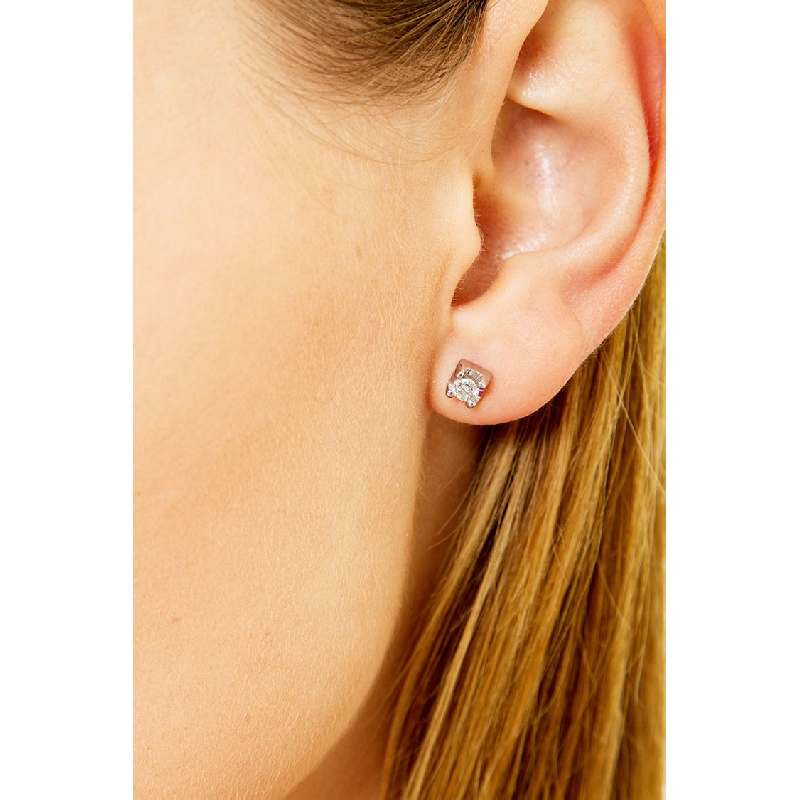 Quadratische Brillant-Orstecker aus 18K Weißgold 