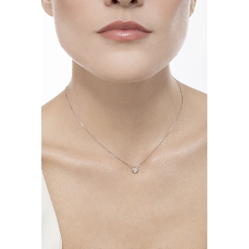 Halskette aus 18K Weißgold mit Solitär-Anhänger