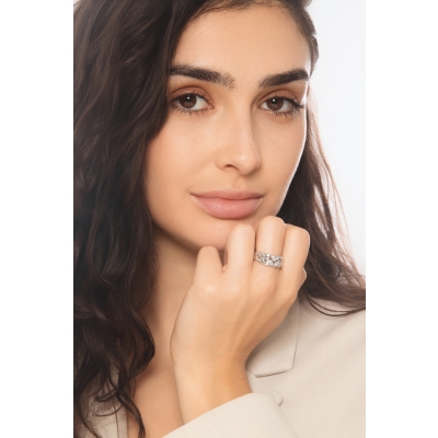 Bandring mit Herzen aus Diamanten