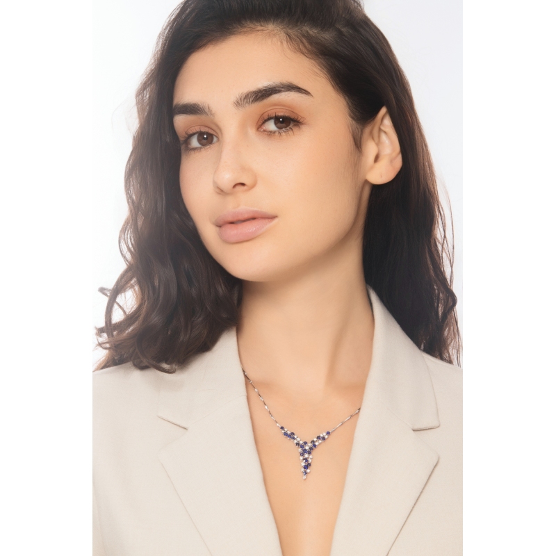 Weißgold Damenkette mit Saphiren und Diamanten