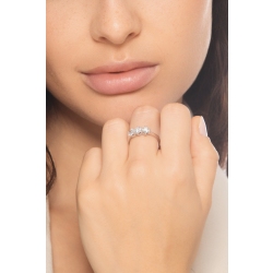 Damenring mit drei Diamanten Weißgold 2