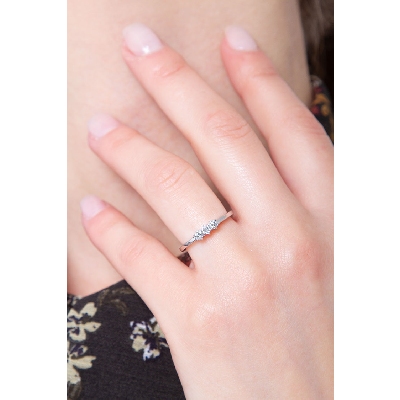 Weißgold-Verlobungsring mit 3 Diamanten 