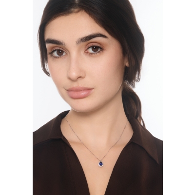 Weißgoldkette mit blauem Saphir und Diamanten