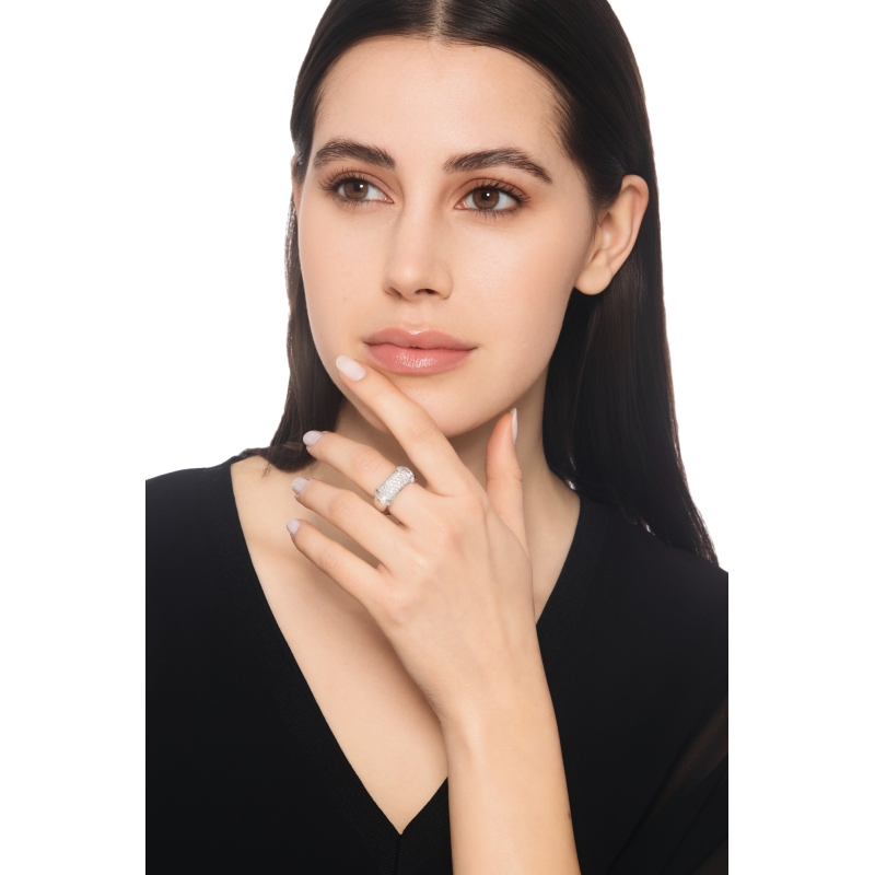 18 Karat Weissgold elastischer Ring mit Diamanten Pavé