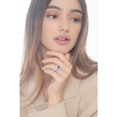 Amethyst Ring Weißgold 750 mit Diamanten 