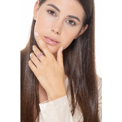 Weißgold Ring Damen mit fünf Saphiren und Diamanten